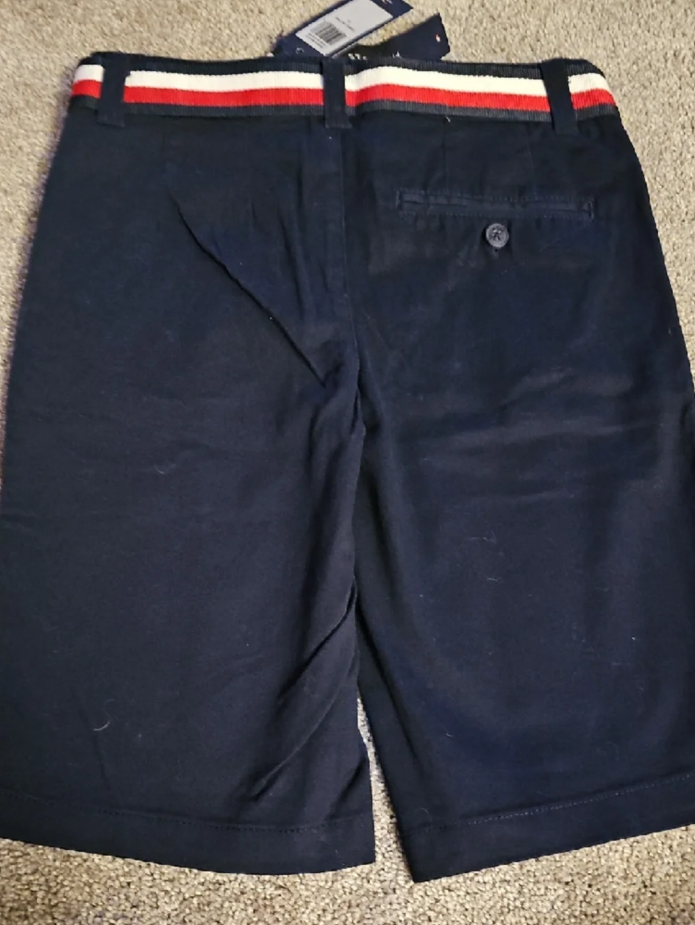 SS💜🔹️Tommy Hilfiger Navy Chino Shorts with Red-White Striped Woven Belt